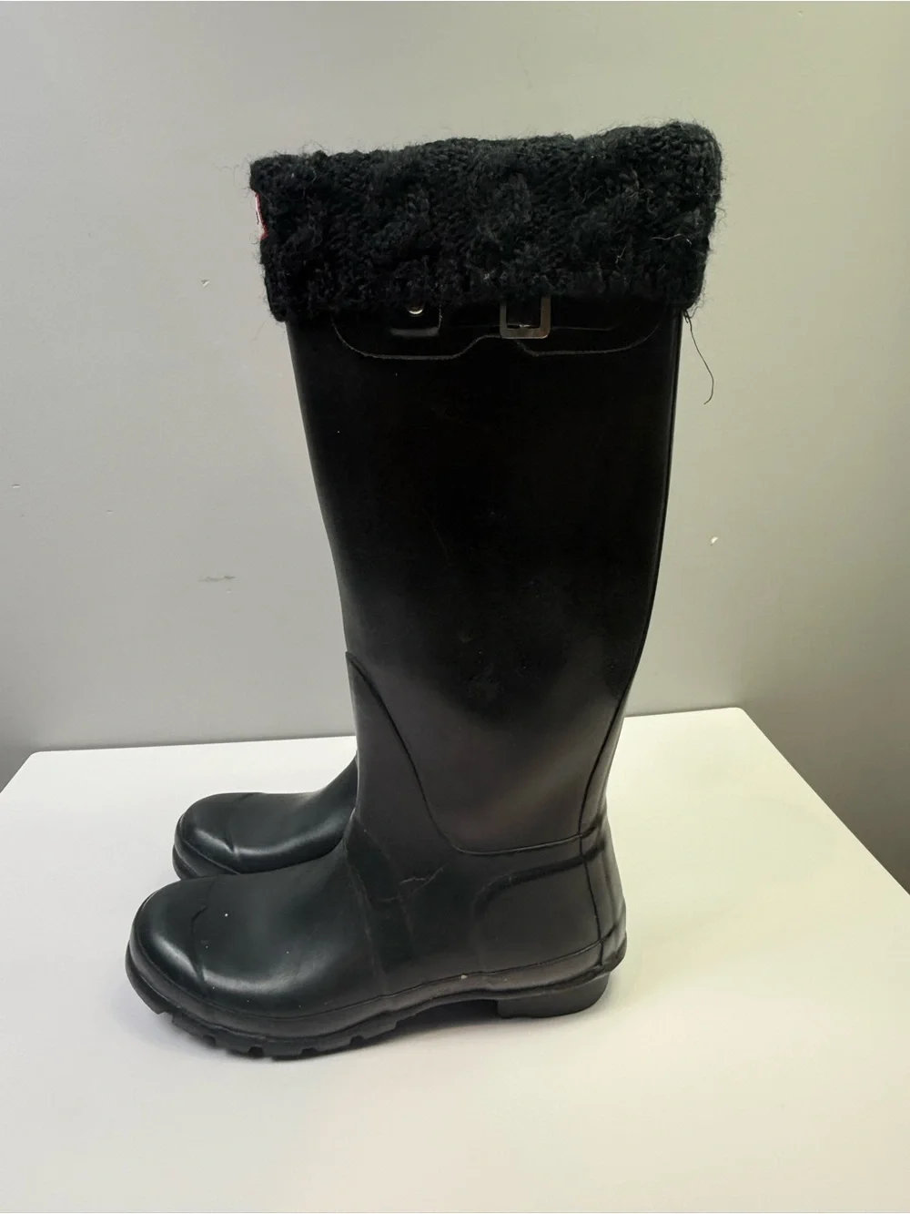 Hunter Original Tall Rain Boots Black w/ Knit Cuff Socks Size 7 / EU 38